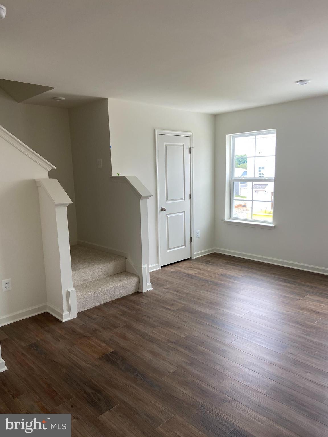 OVERLOOK AT RIVERSIDE TOWNHOMES - Residential Lease