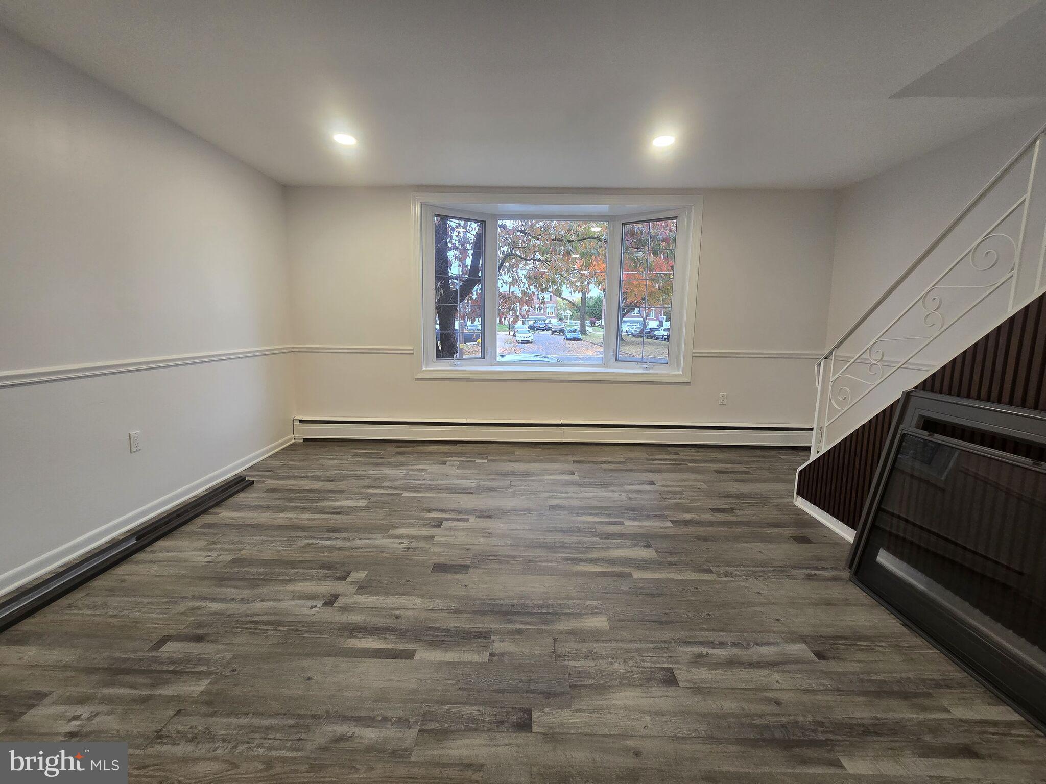 PHILADELPHIA (NORTHEAST) - Residential Lease