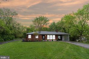 5401 MCCORMICK AVENUE