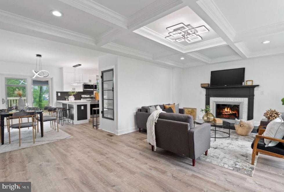 5401 MCCORMICK AVENUE