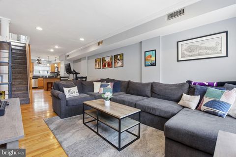 Tiny photo for 735 S Curley Street, BALTIMORE, MD 21224 (MLS # MDBA2212922)