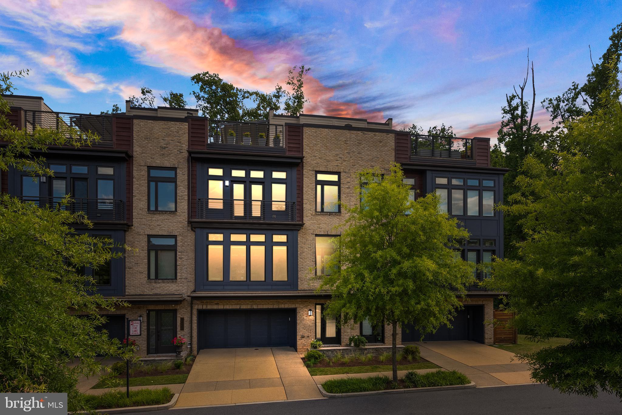 GROSVENOR HEIGHTS - Residential