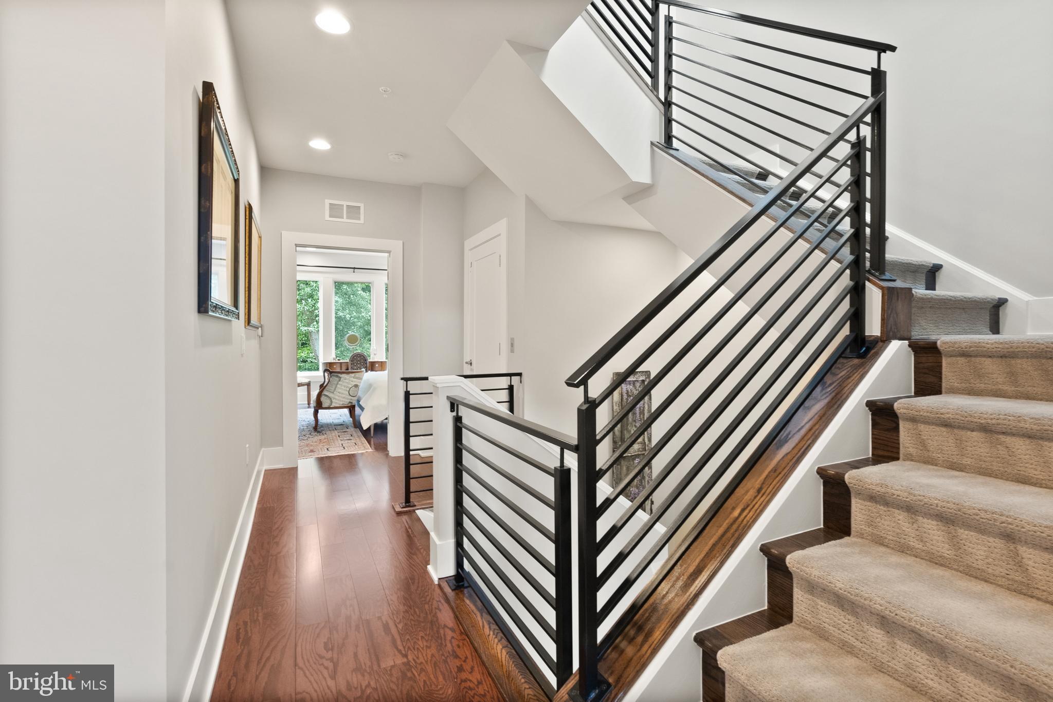 GROSVENOR HEIGHTS - Residential