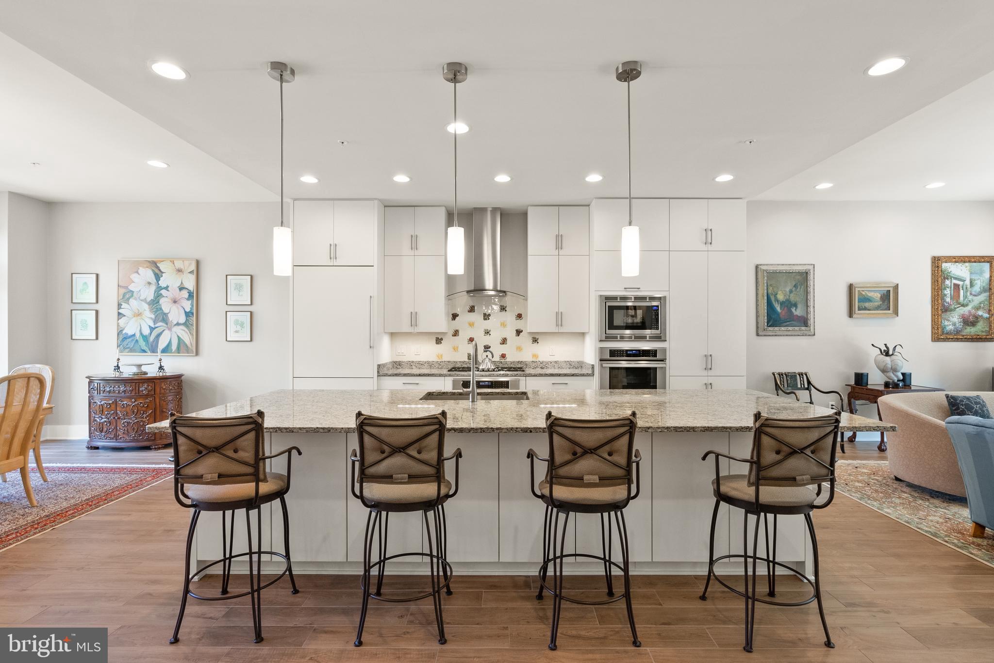 GROSVENOR HEIGHTS - Residential