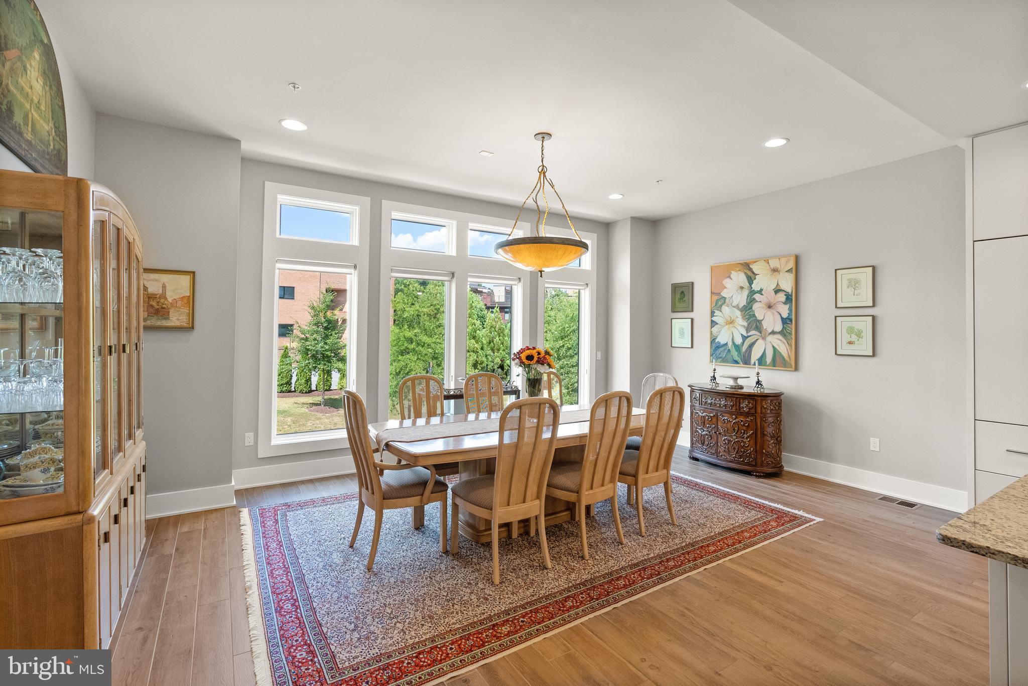 GROSVENOR HEIGHTS - Residential