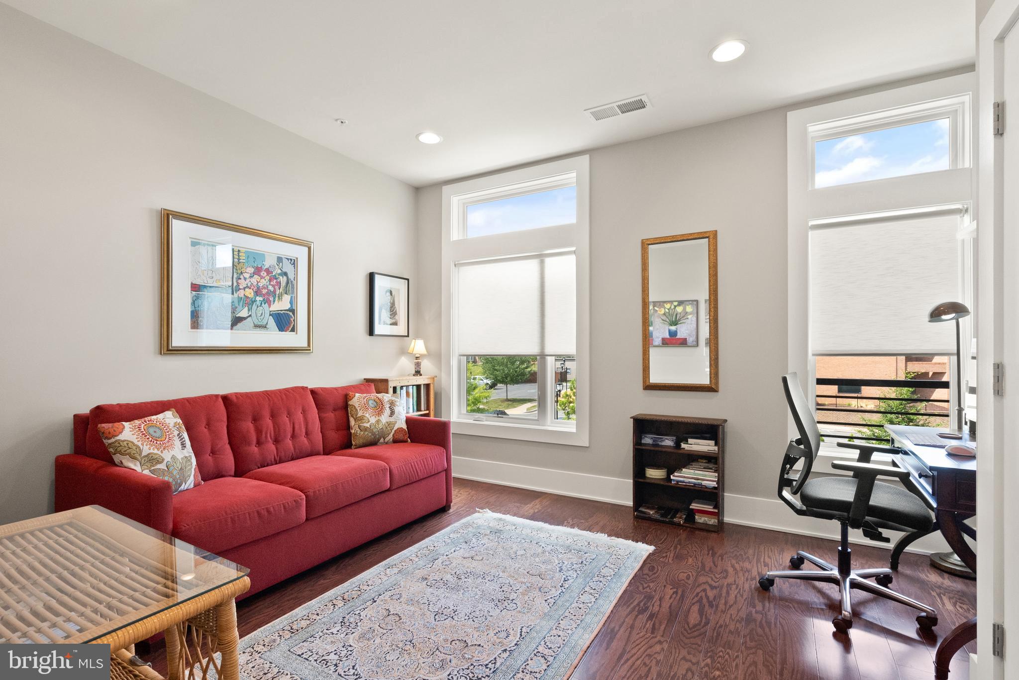 GROSVENOR HEIGHTS - Residential