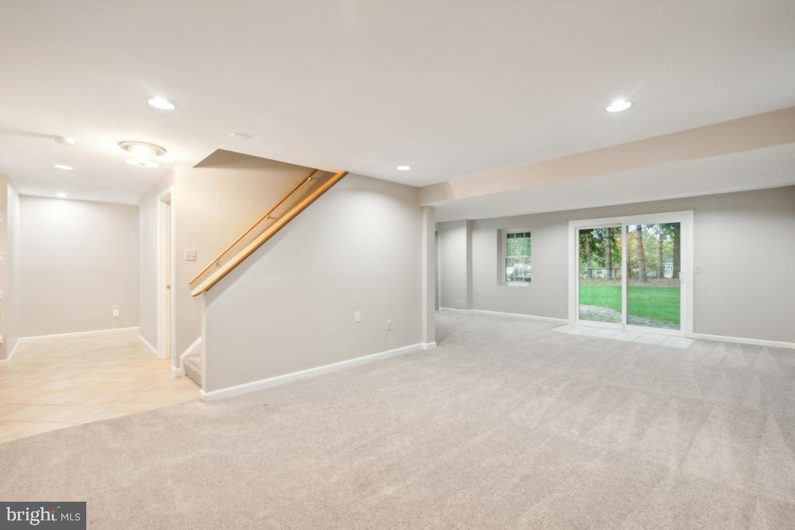 SENECA CROSSING - Residential