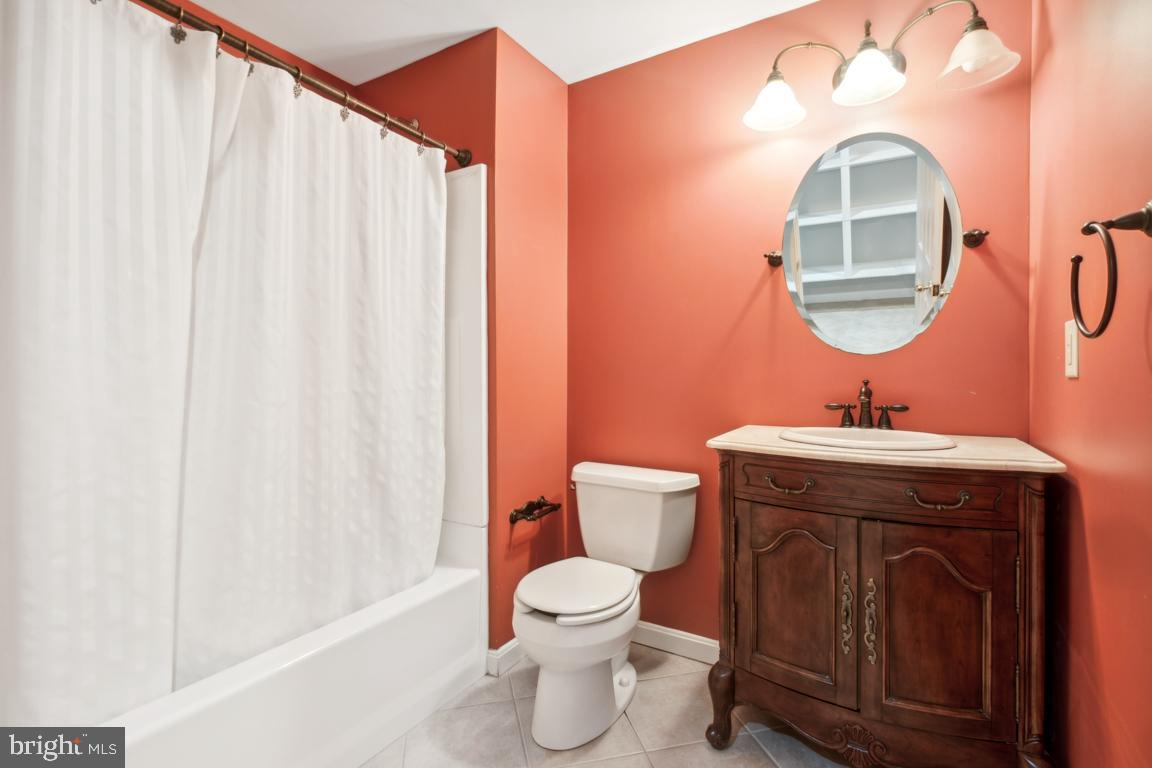 SENECA CROSSING - Residential