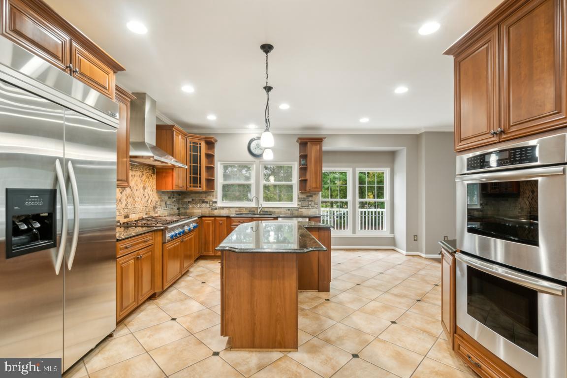 SENECA CROSSING - Residential