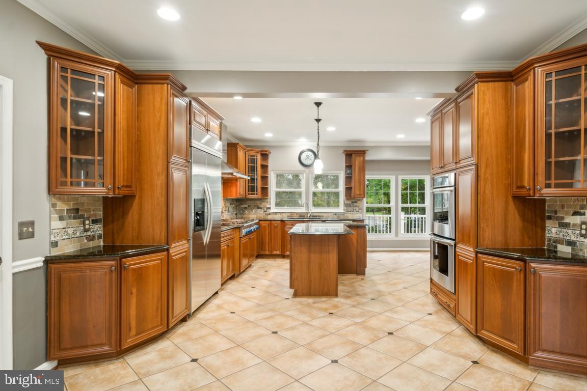 SENECA CROSSING - Residential