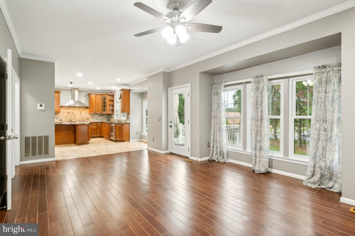 SENECA CROSSING - Residential