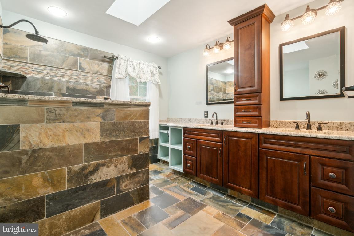 SENECA CROSSING - Residential