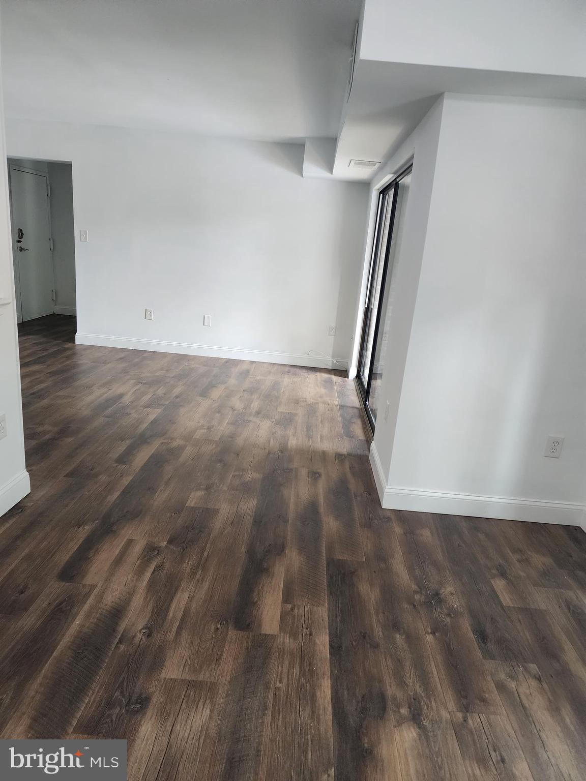 CAMELBACK VILLAGE - Residential Lease