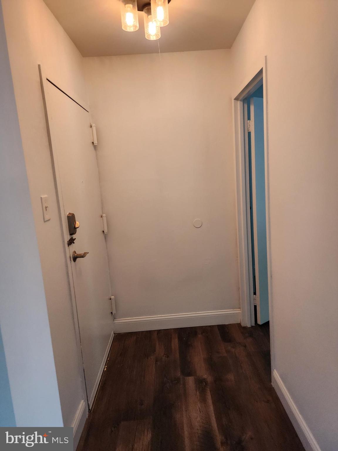 CAMELBACK VILLAGE - Residential Lease