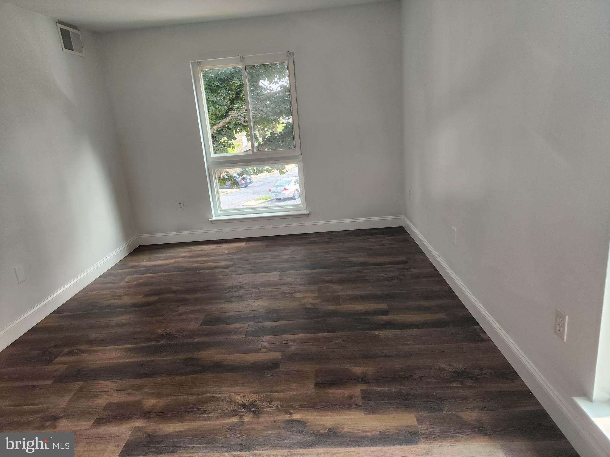 CAMELBACK VILLAGE - Residential Lease