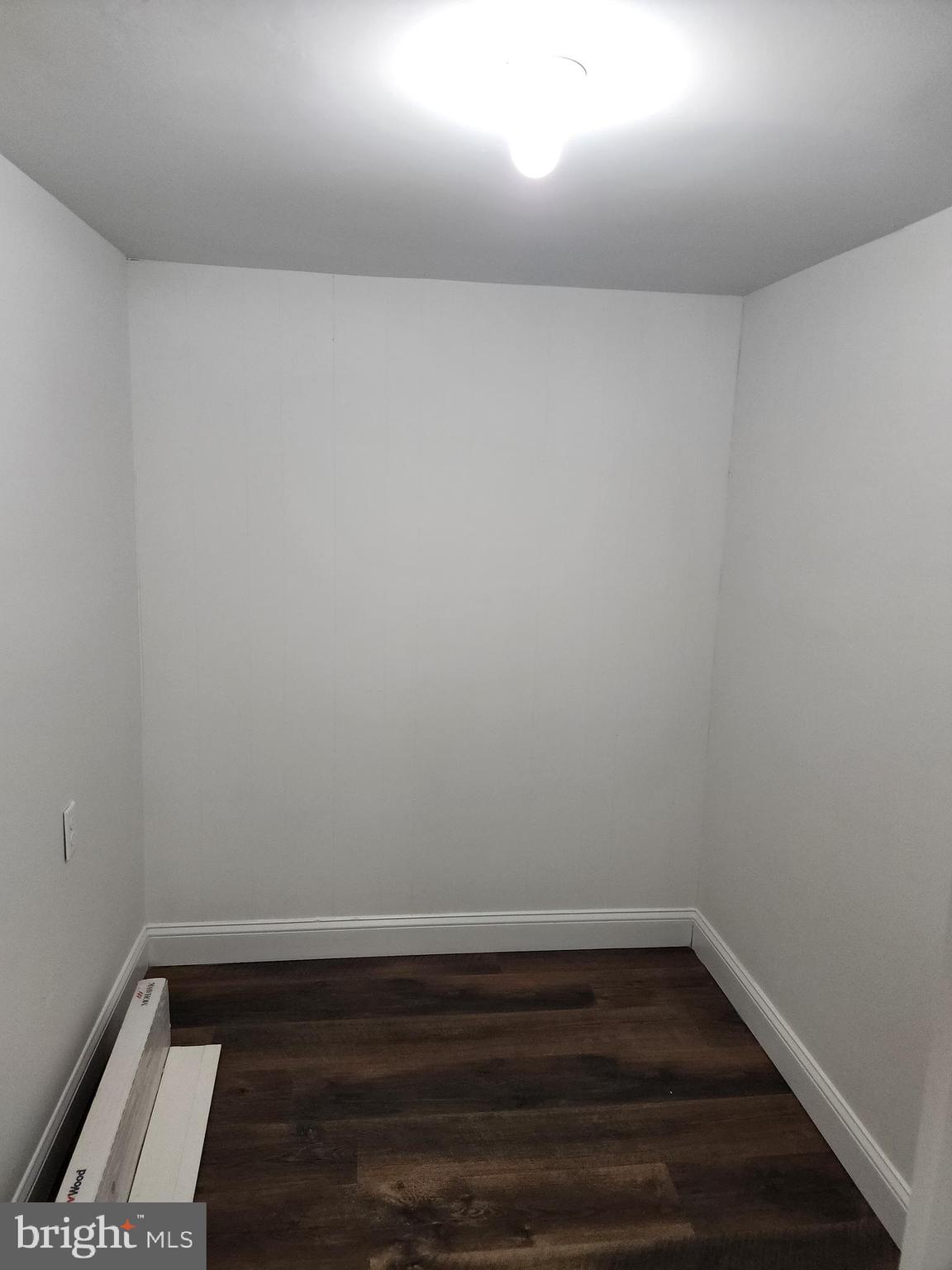 CAMELBACK VILLAGE - Residential Lease