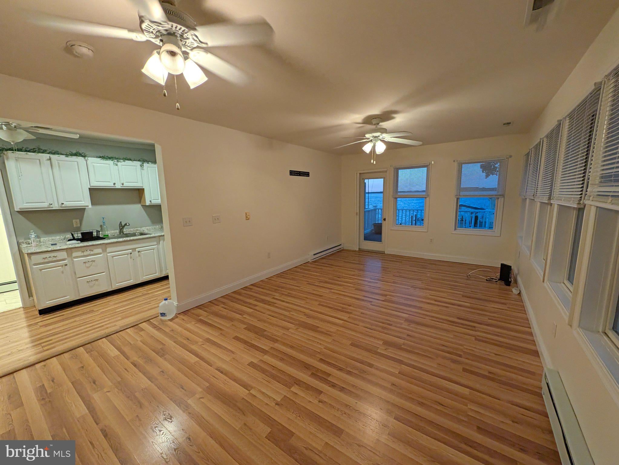 7491 BEACH AVENUE 3
