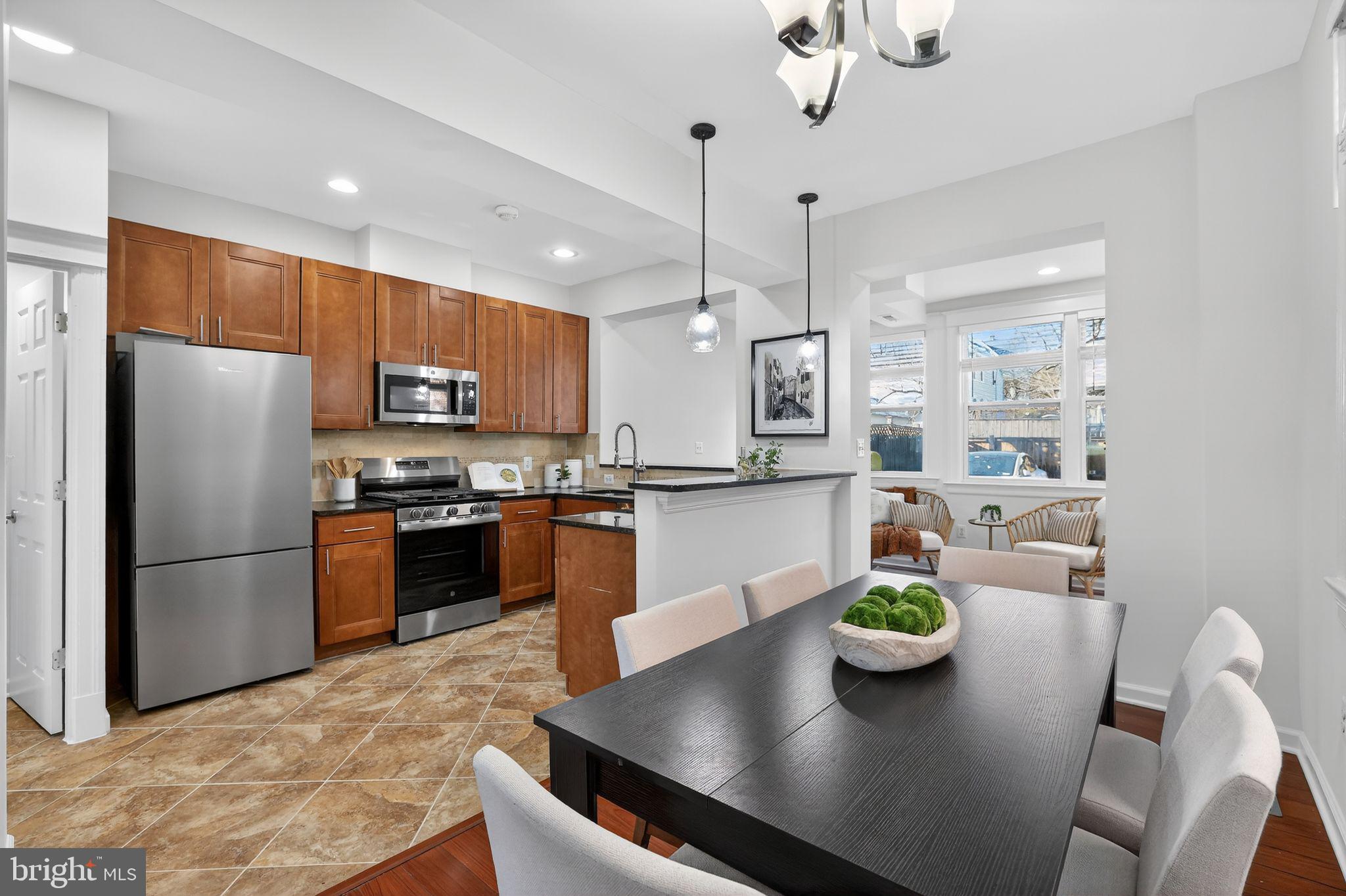 1236 RHODE ISLAND AVENUE NE