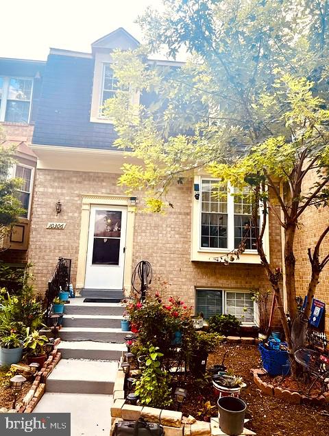 Townhouse For Sale - 10306 Castlehedge Terrace<br/> SILVER SPRING, MD 20902