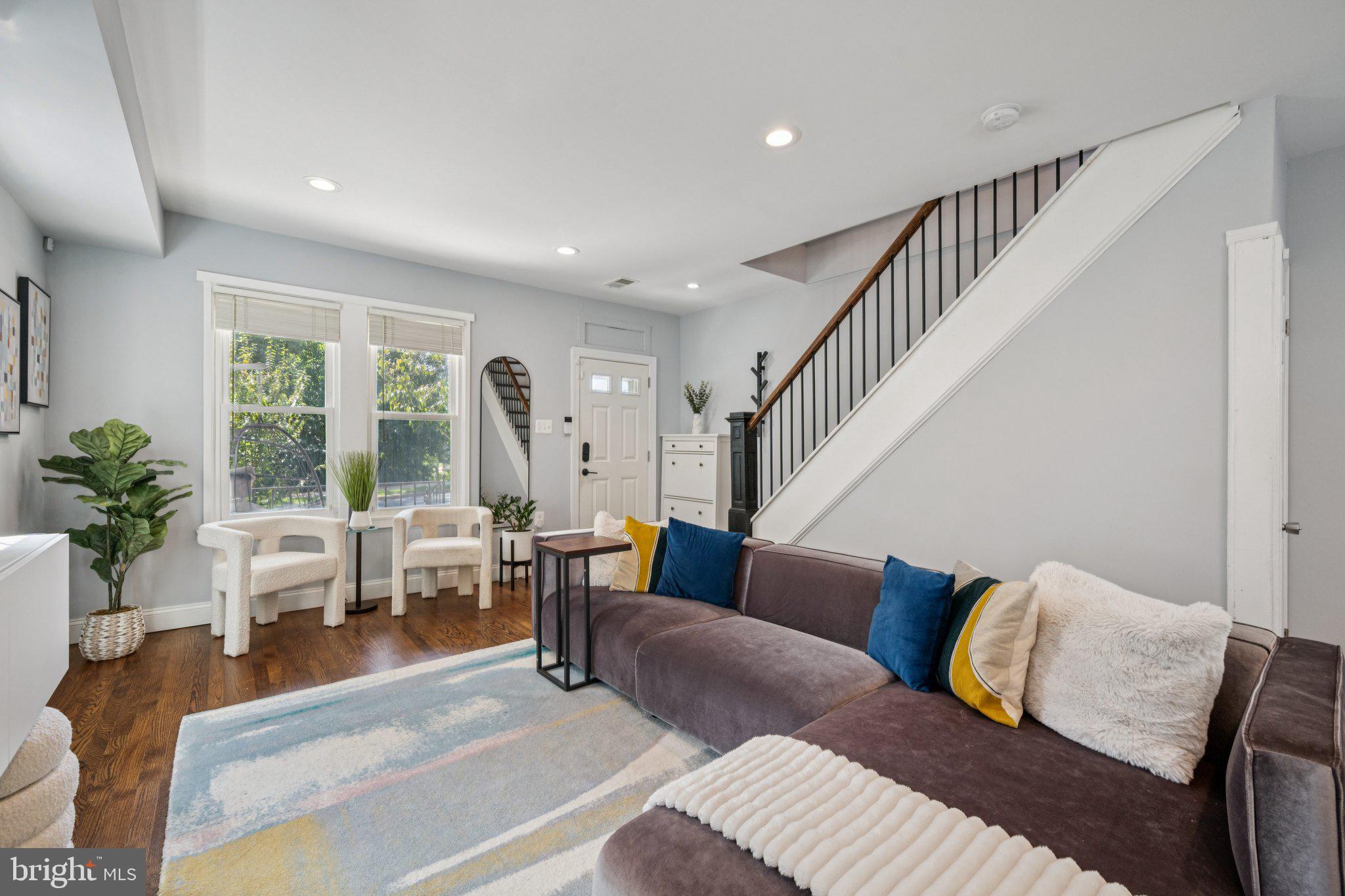 2849 MILLS AVENUE NE