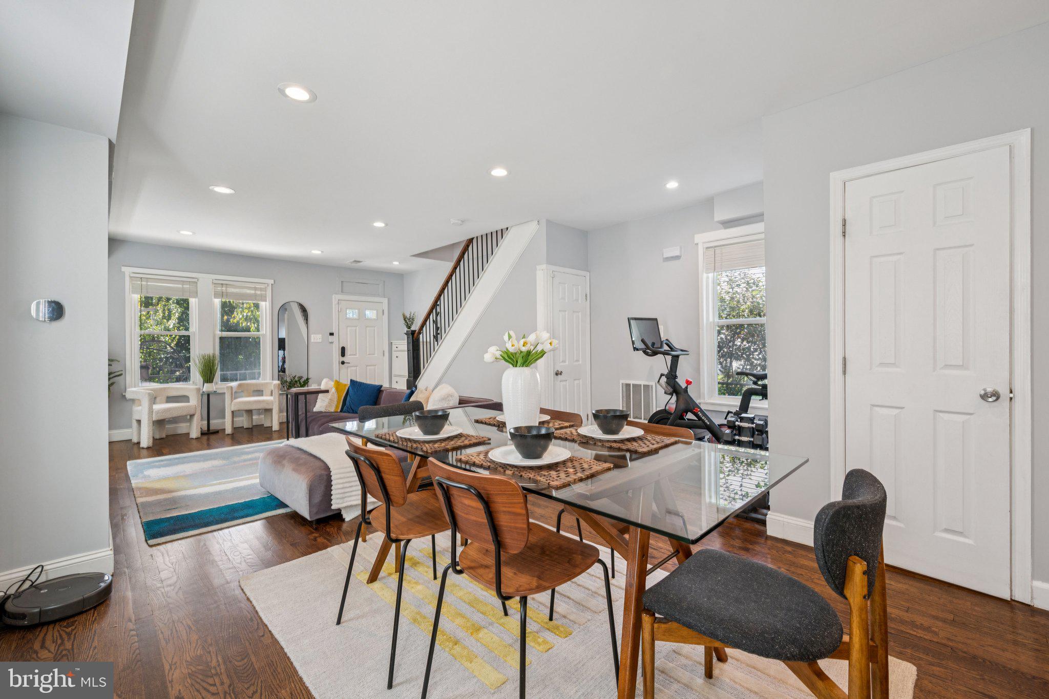 2849 MILLS AVENUE NE