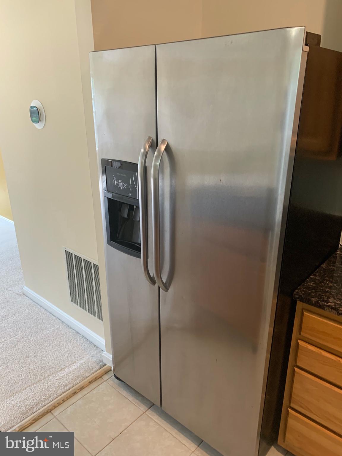 SHERBROOKE CONDO - Residential Lease