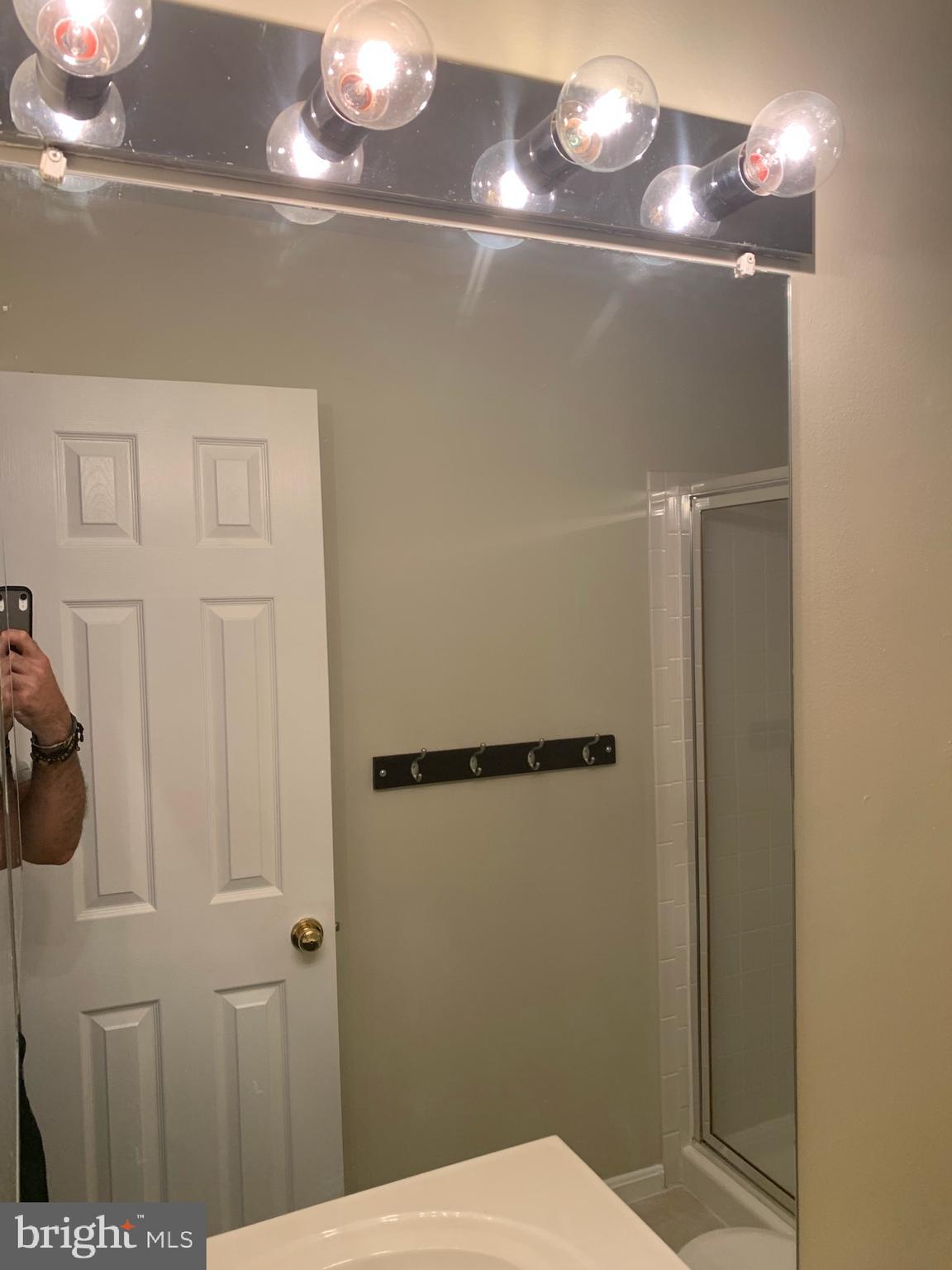 SHERBROOKE CONDO - Residential Lease