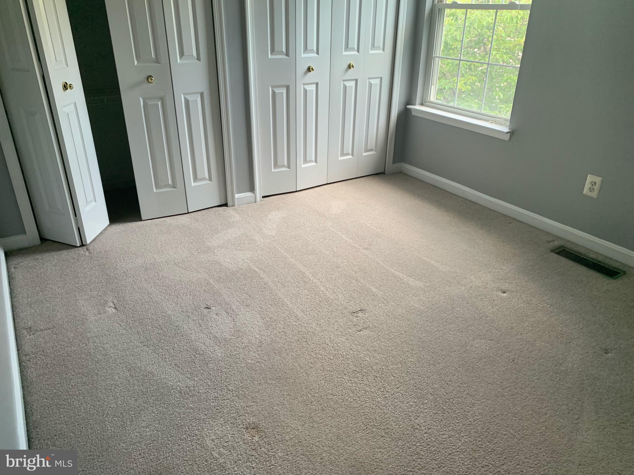 SHERBROOKE CONDO - Residential Lease