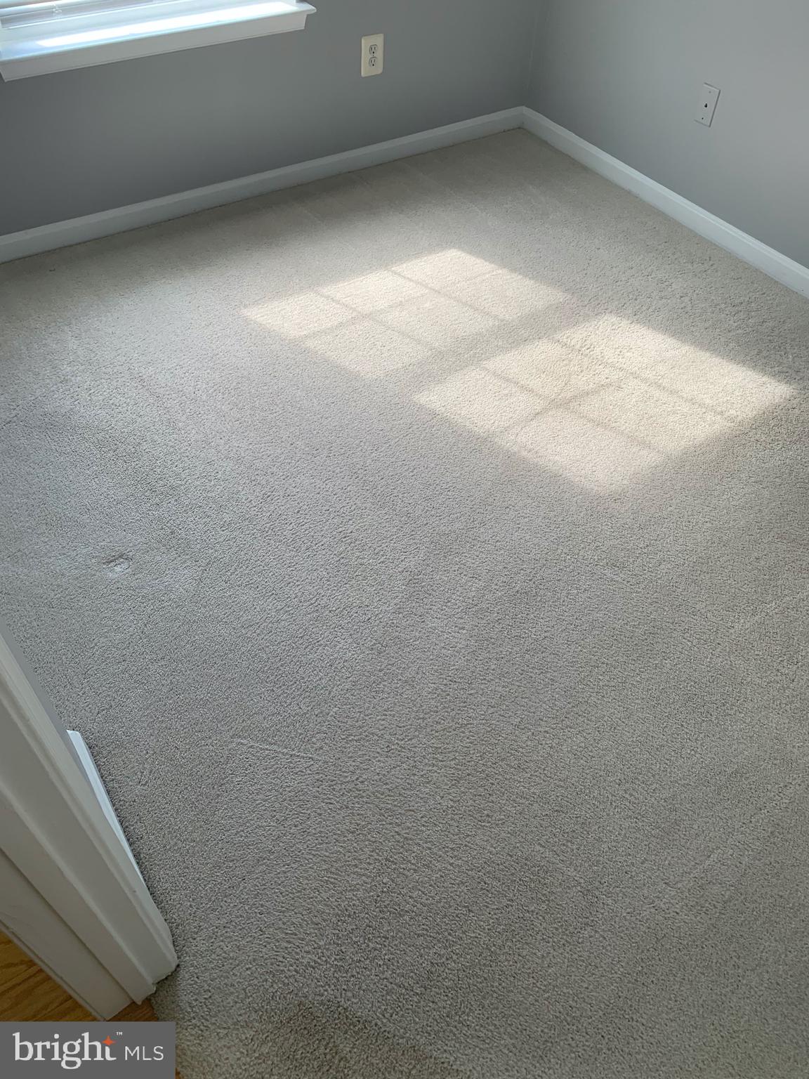 SHERBROOKE CONDO - Residential Lease