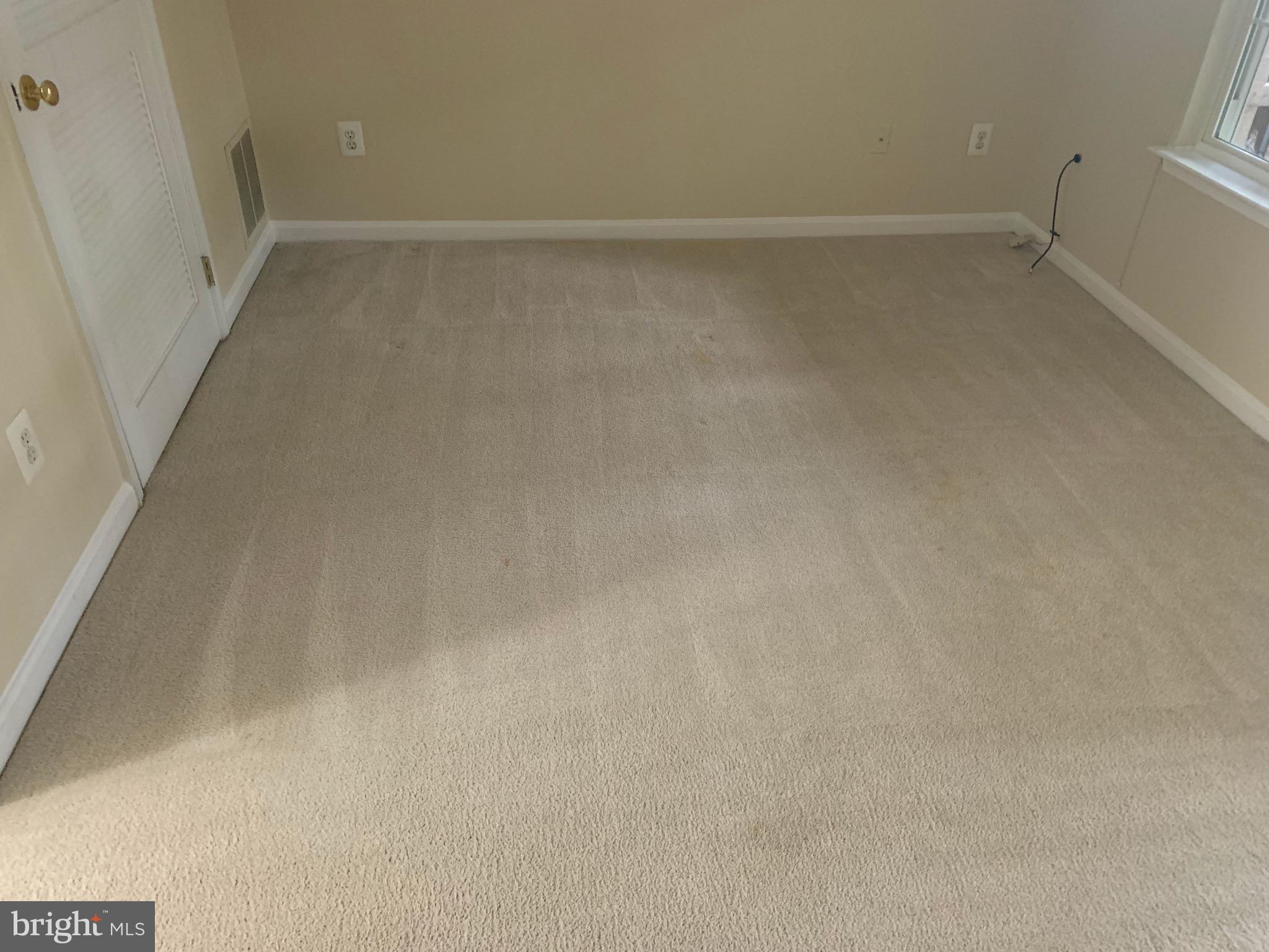 SHERBROOKE CONDO - Residential Lease