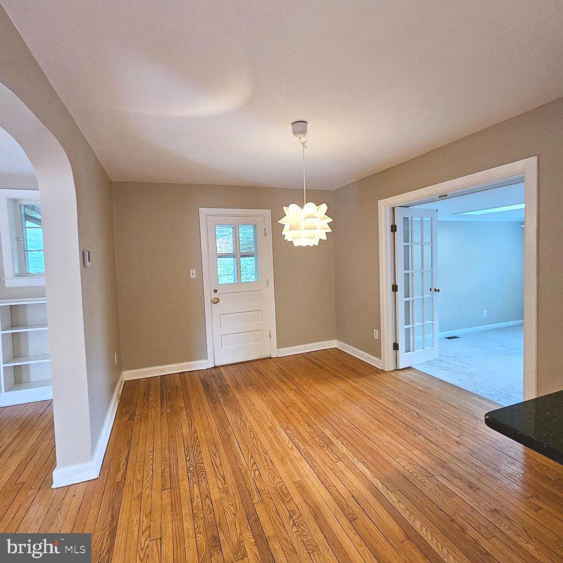 GLENCARLYN - Residential Lease