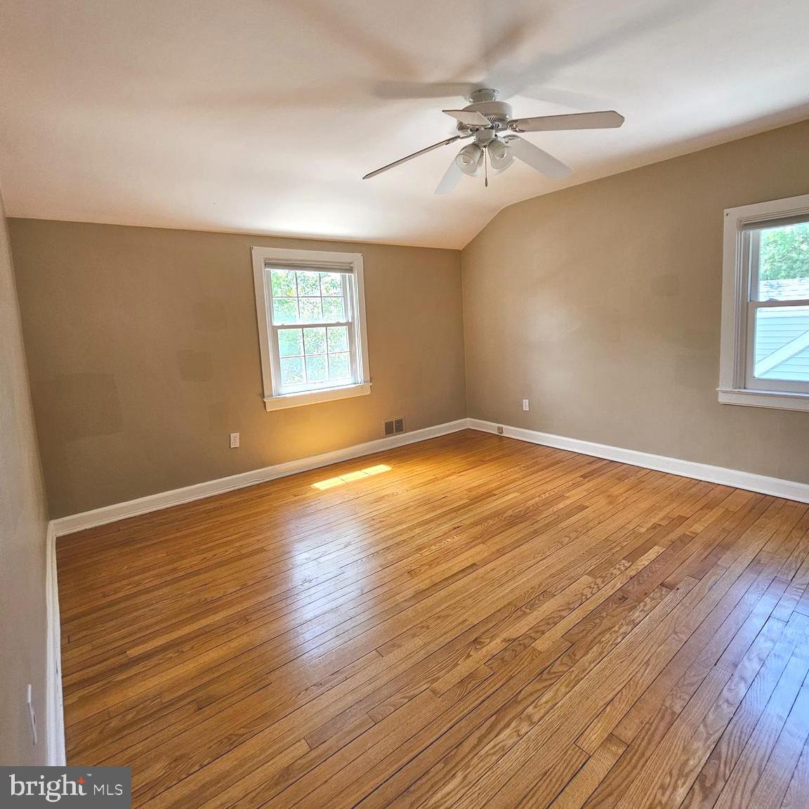 GLENCARLYN - Residential Lease