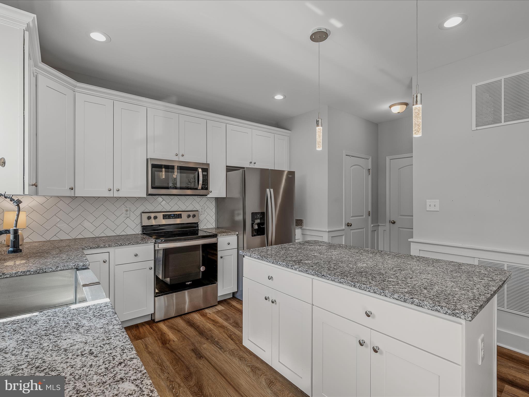 NEW HOPE FARM - Residential