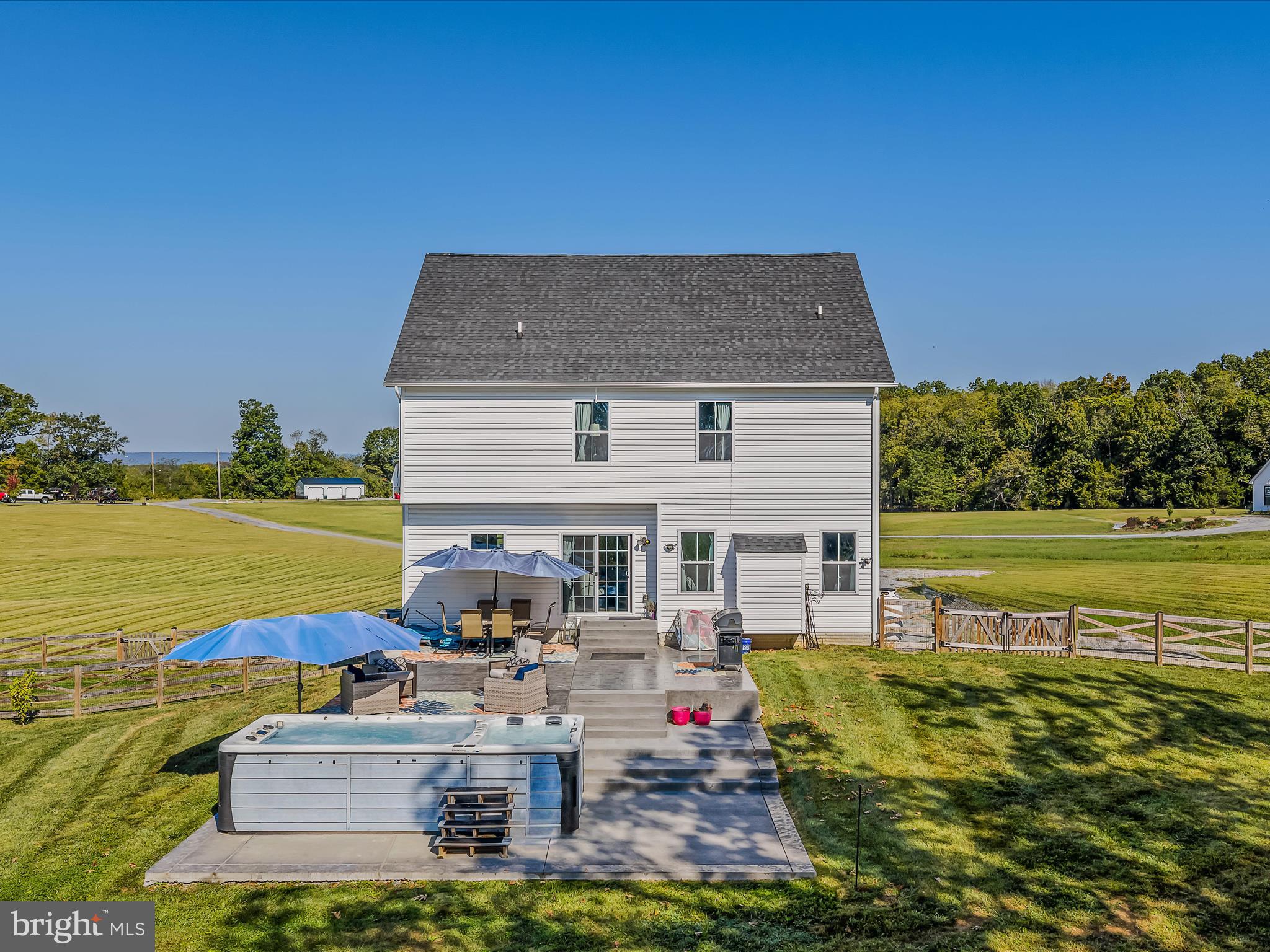 NEW HOPE FARM - Residential