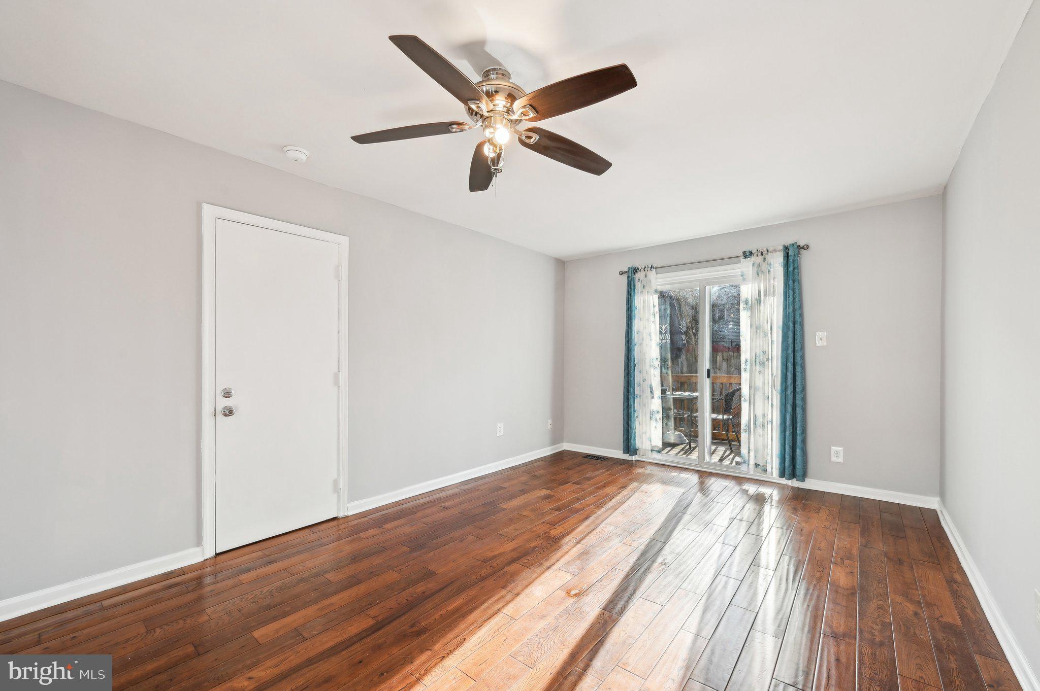 MARBLE HILL - Residential