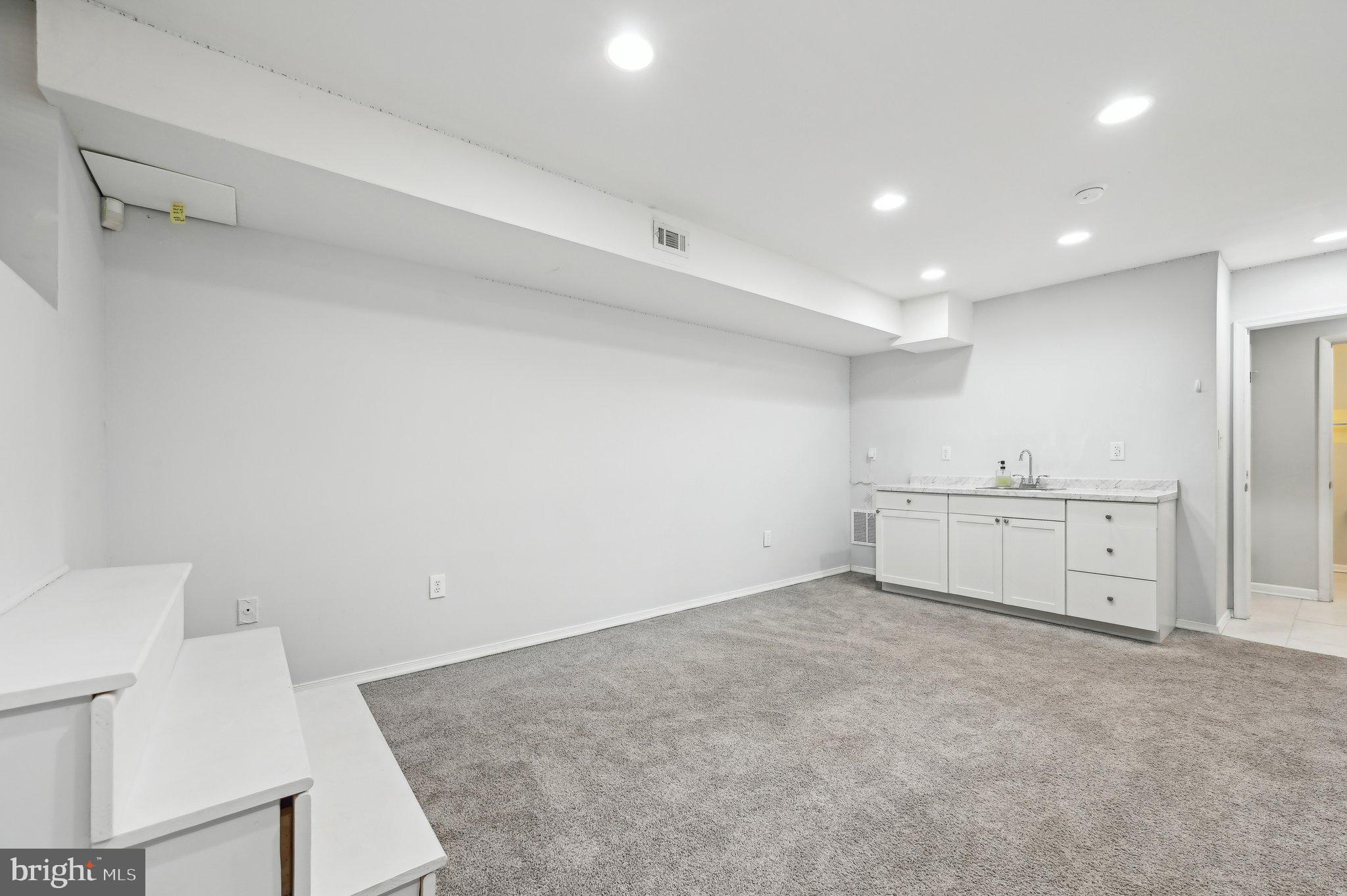 MARBLE HILL - Residential