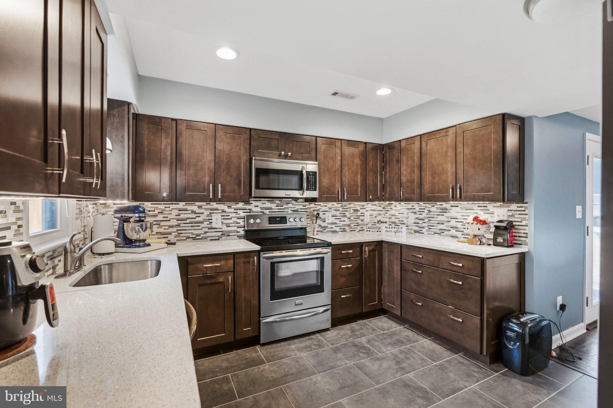 WILLOW OAKS - Residential