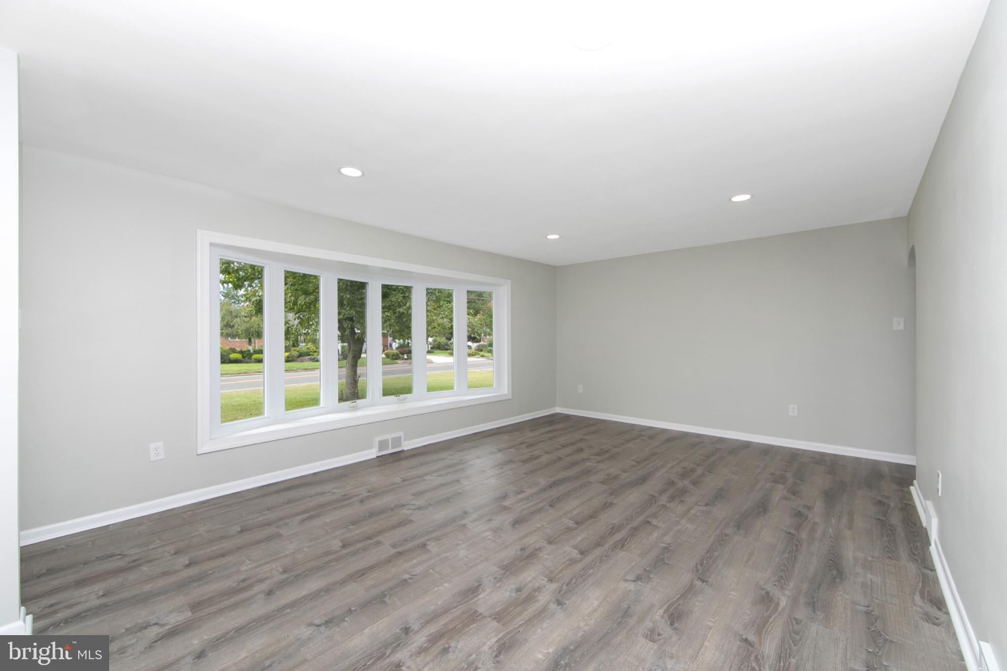104 COOPER ROAD