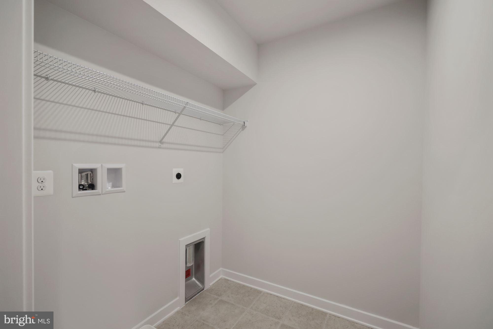 GLENMONT METROCENTRE - Residential Lease