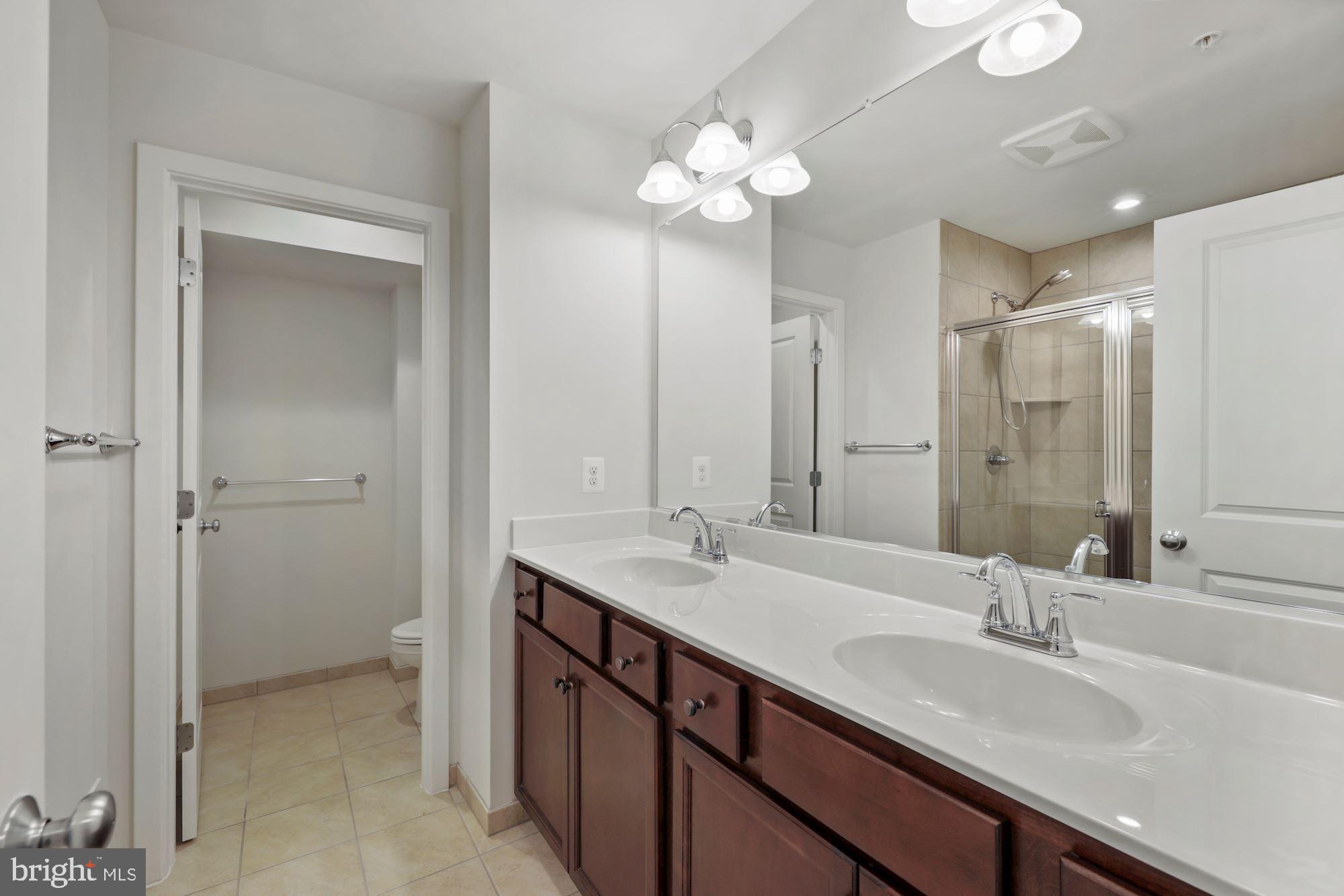 GLENMONT METROCENTRE - Residential Lease