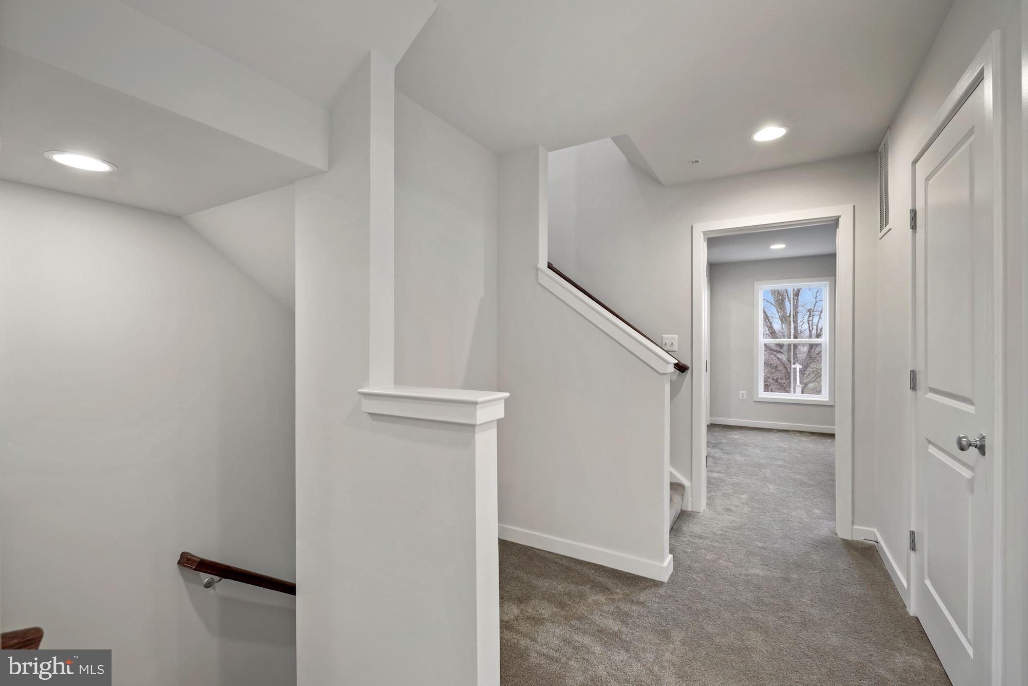 GLENMONT METROCENTRE - Residential Lease