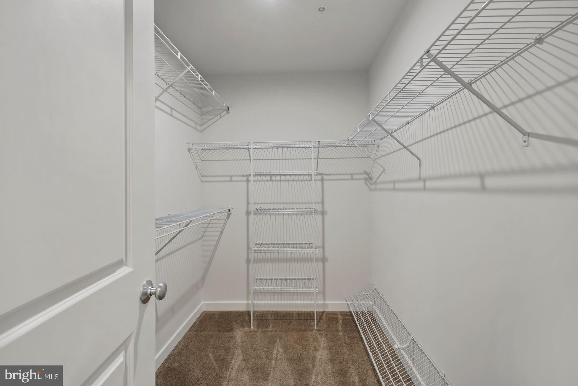 GLENMONT METROCENTRE - Residential Lease