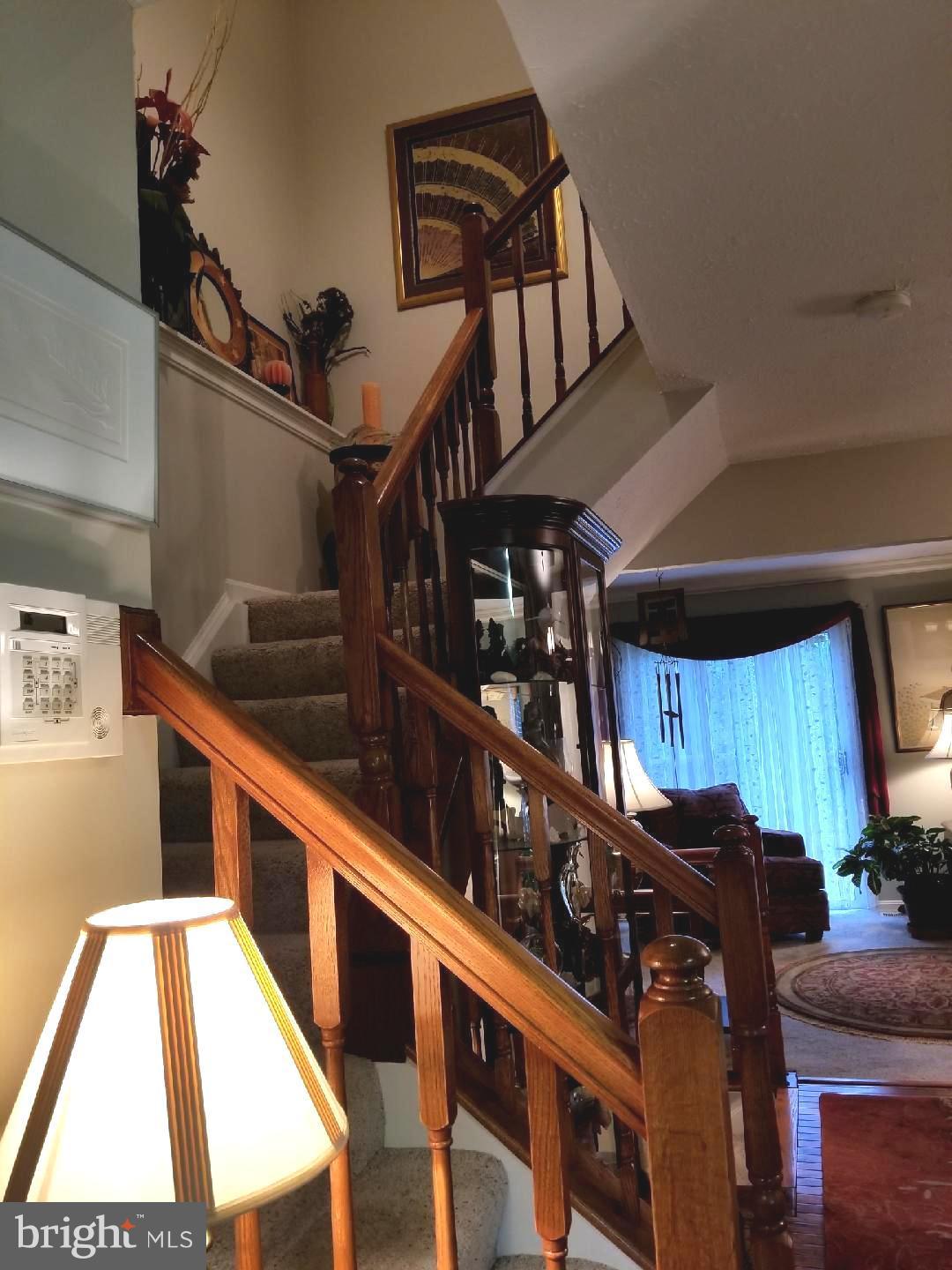 WHISPERING WOODS - Residential