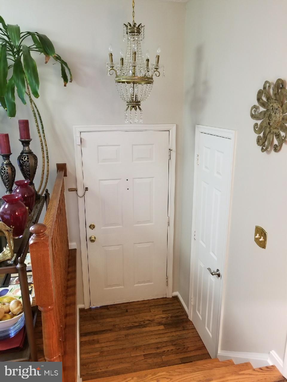 WHISPERING WOODS - Residential