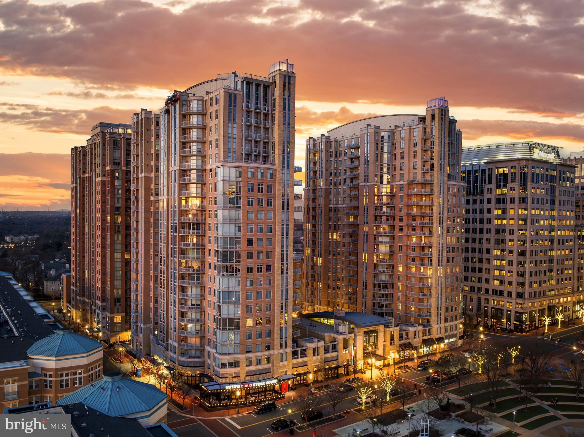 MIDTOWN AT RESTON TOWN CENTER - Residential