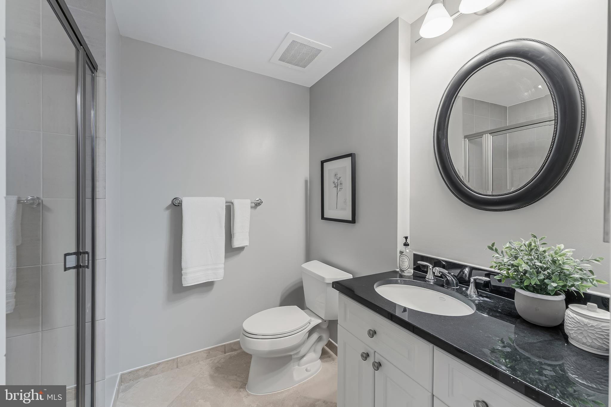 MIDTOWN AT RESTON TOWN CENTER - Residential