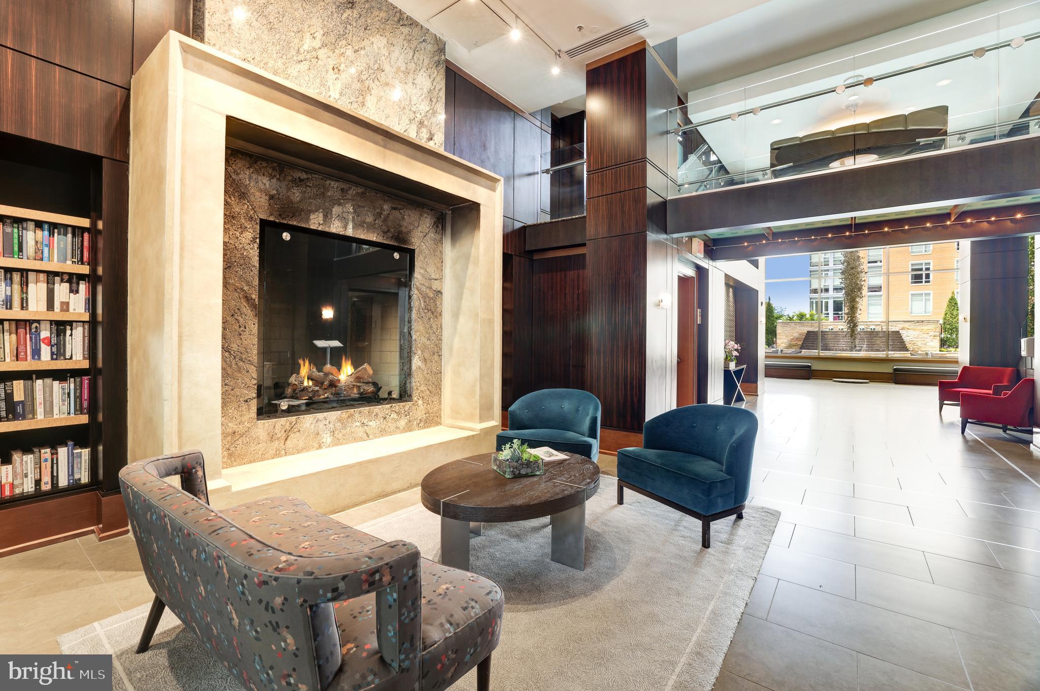 MIDTOWN AT RESTON TOWN CENTER - Residential