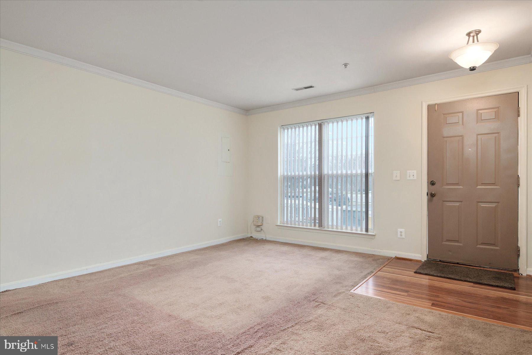 CLOVERLEAF COMMONS - Residential