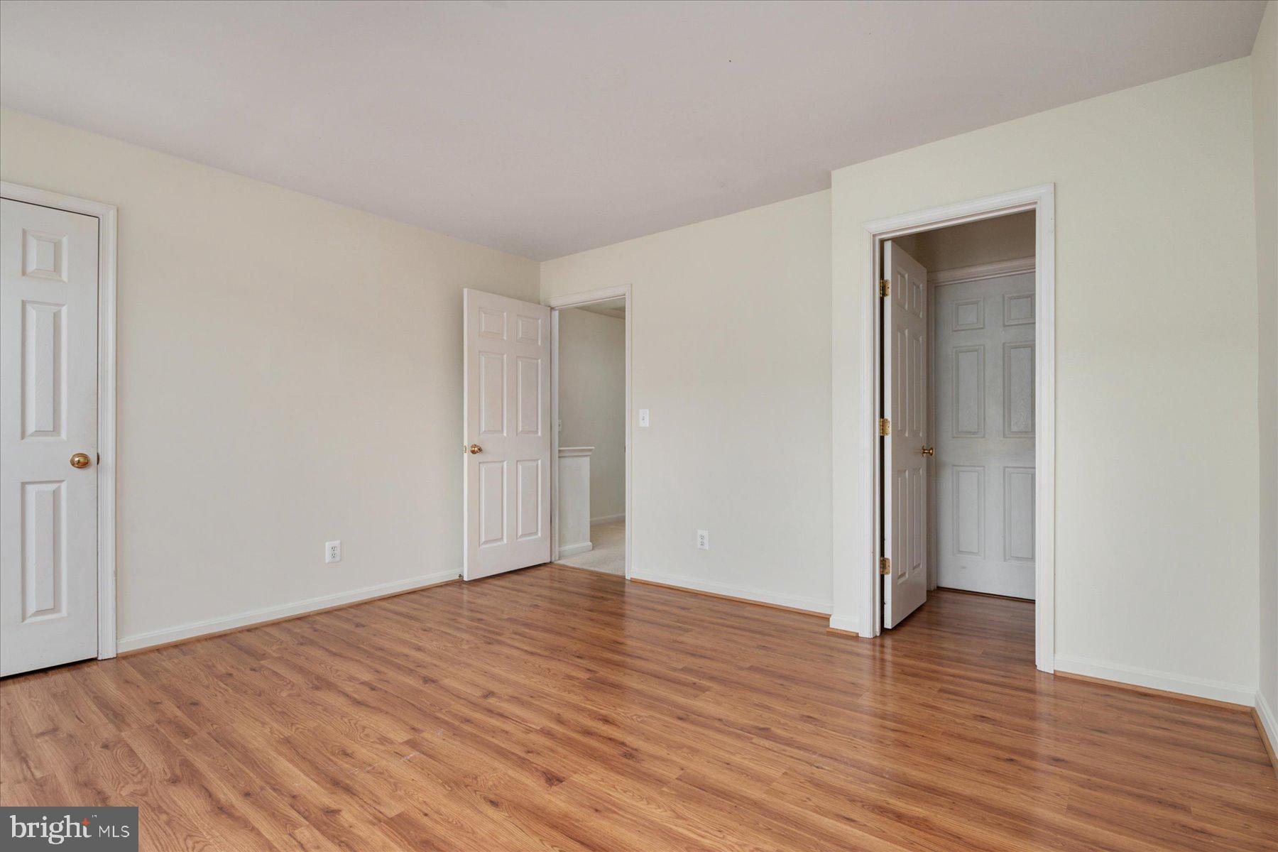 CLOVERLEAF COMMONS - Residential