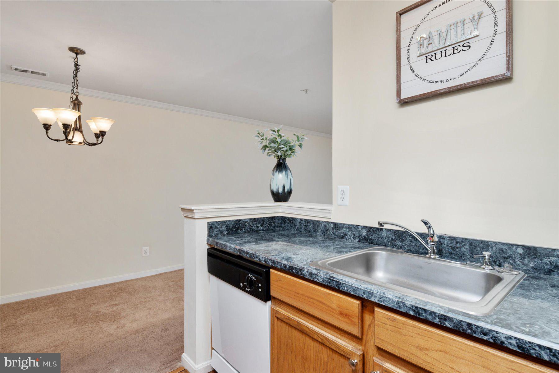 CLOVERLEAF COMMONS - Residential